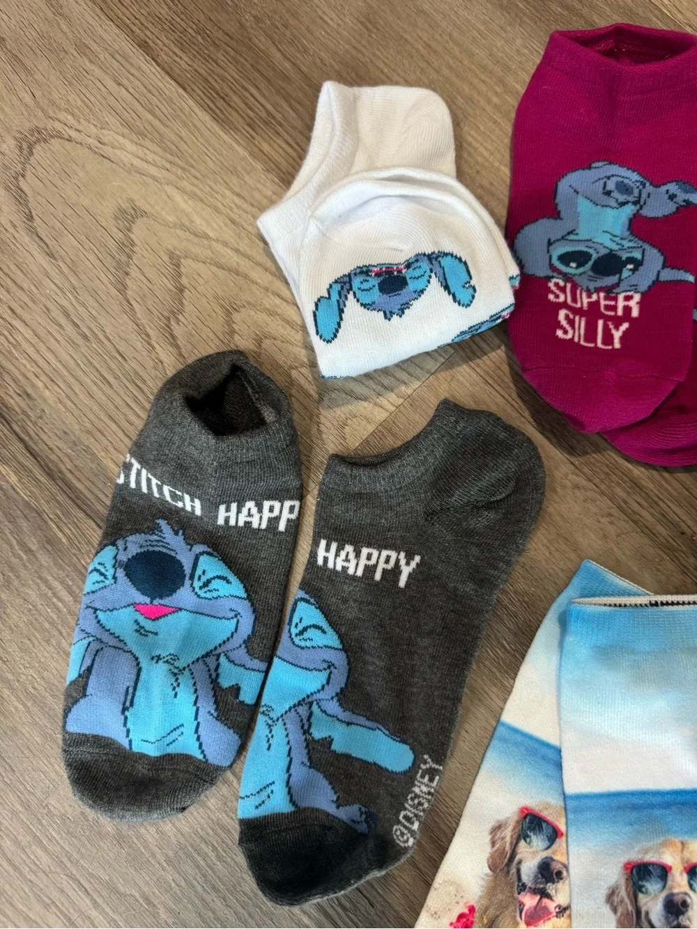 Lot of 9 pairs of girls socks lilo & stitch golden retriever dog